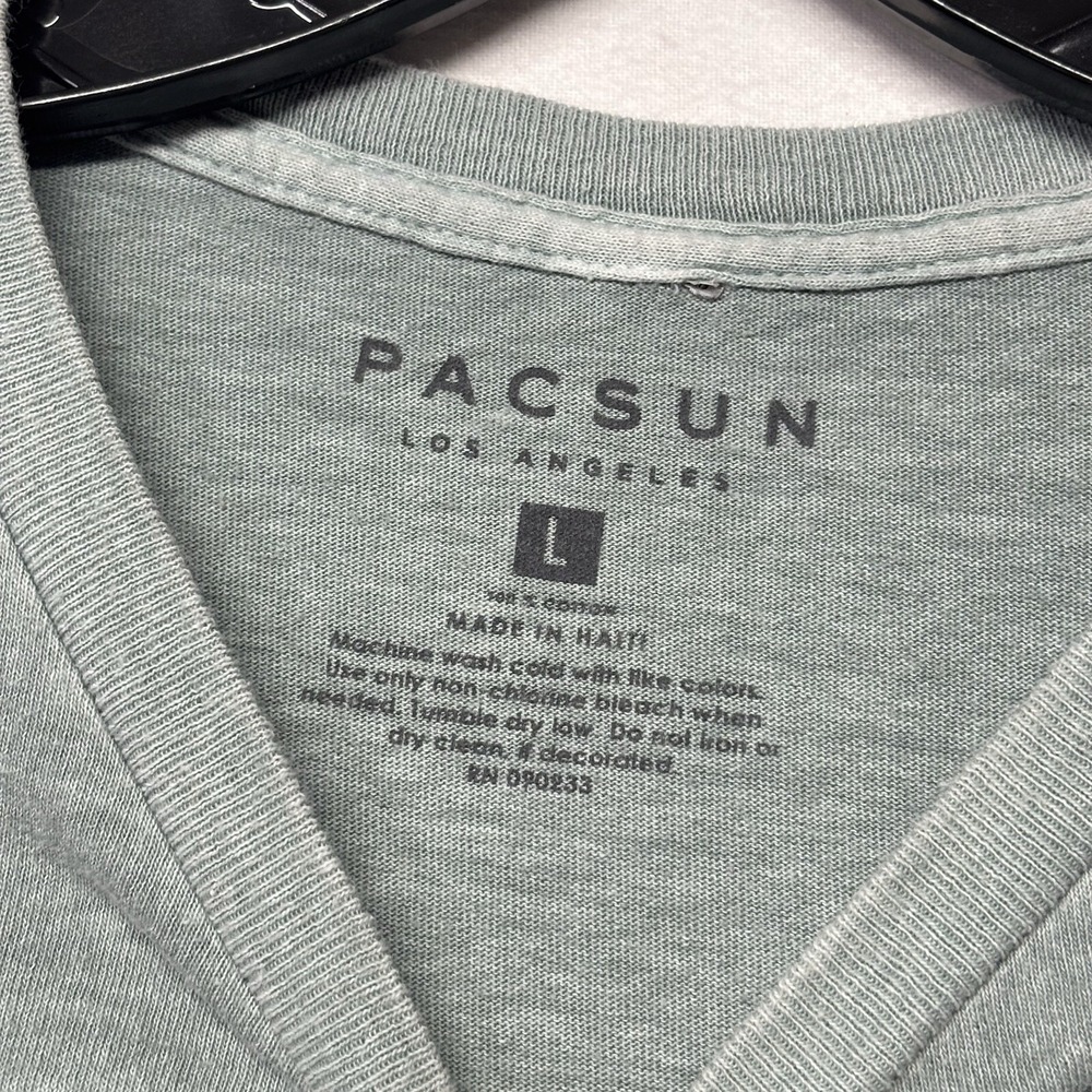 Adult Large Pac Sun Give It Time Butterflies Flower T-Shirt (Loose Fit) PacSun L - Picture 7 of 8